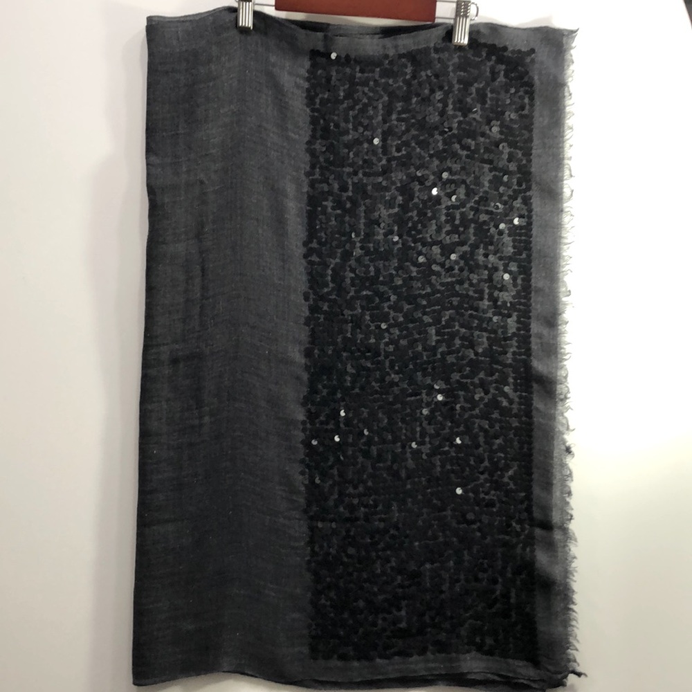 Woman Indian wool black scaly scarf - Picture 2 of 7